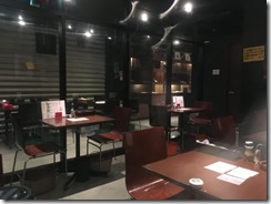 yellow店内