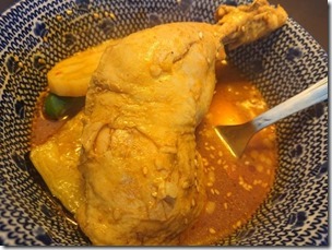 113934880