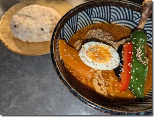 ランチタイムにコスパ良く,「味の華が咲くスープ」を楽しもう！　SOUP CURRY ＆ Asian Dining SHANTi（札幌市中央区大通西７）